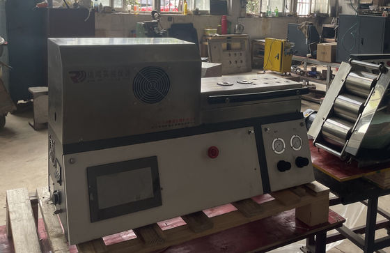 Pvc-PE Tweelingschroeflaboratorium die Extruder 190mm mengen 250m Schroefdraadlengte