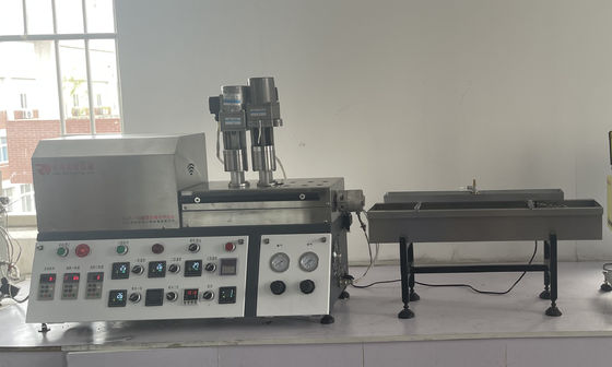 70rpm micro- Tweelingschroeflaboratorium die Extruder mengen